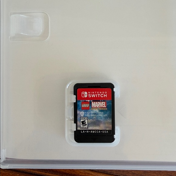 LEGO Marvel Super Heroes for Nintendo Switch - Red, Yellow, and Blue - Picture 2 of 2